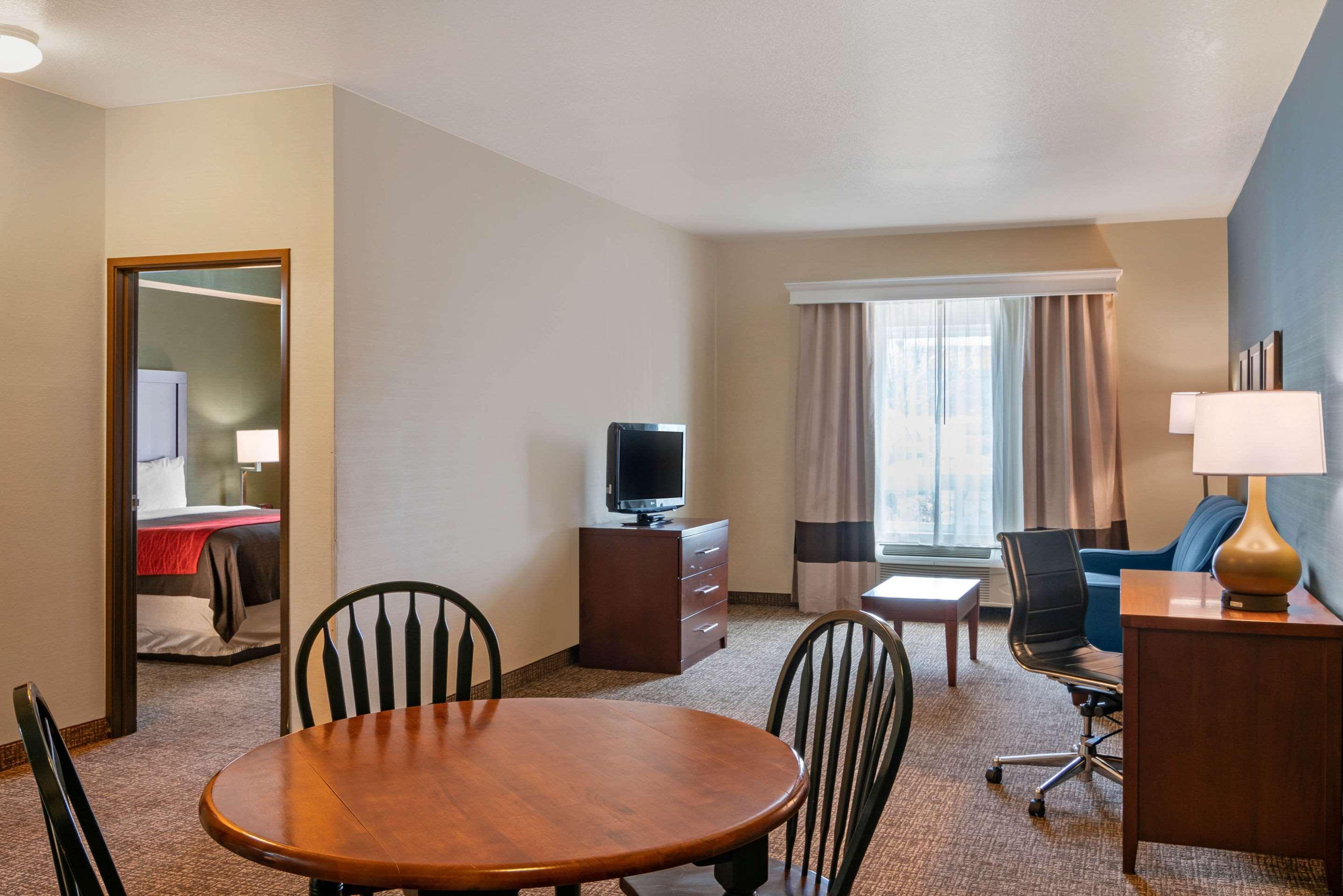 Comfort Inn & Suites Salem Esterno foto