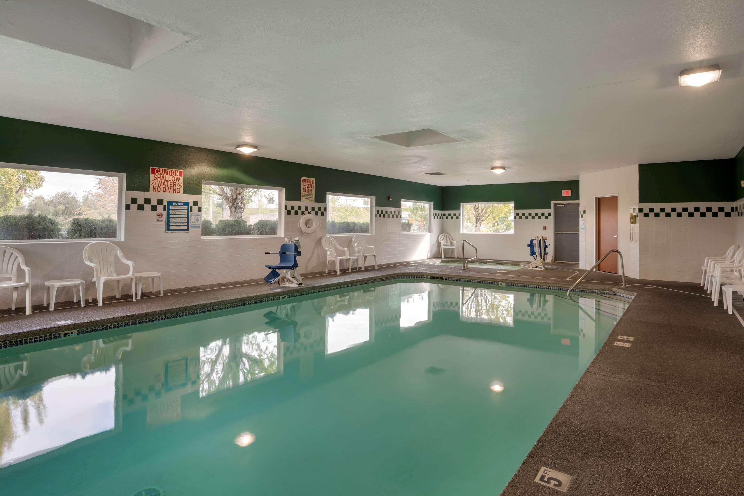 Comfort Inn & Suites Salem Esterno foto