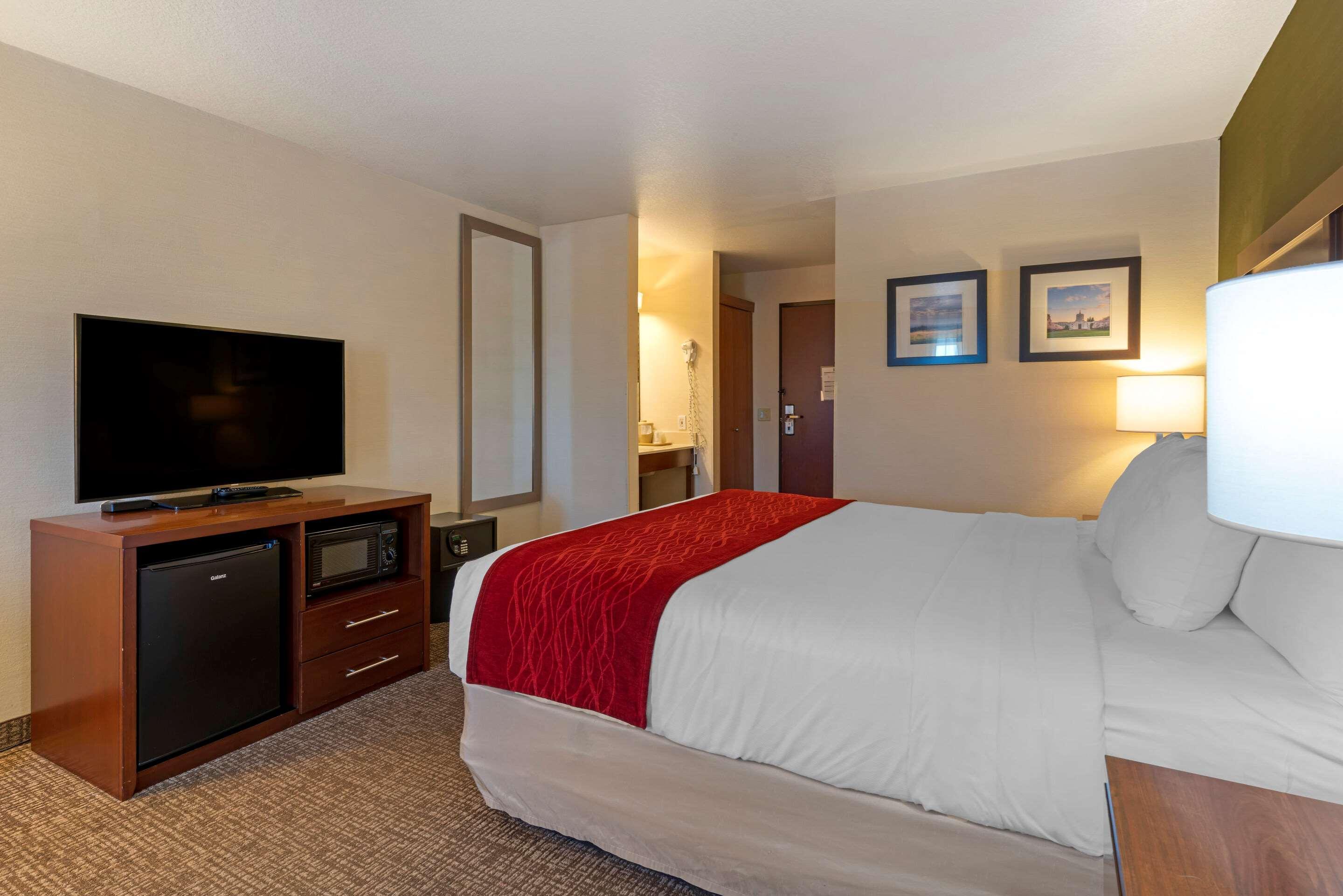Comfort Inn & Suites Salem Esterno foto