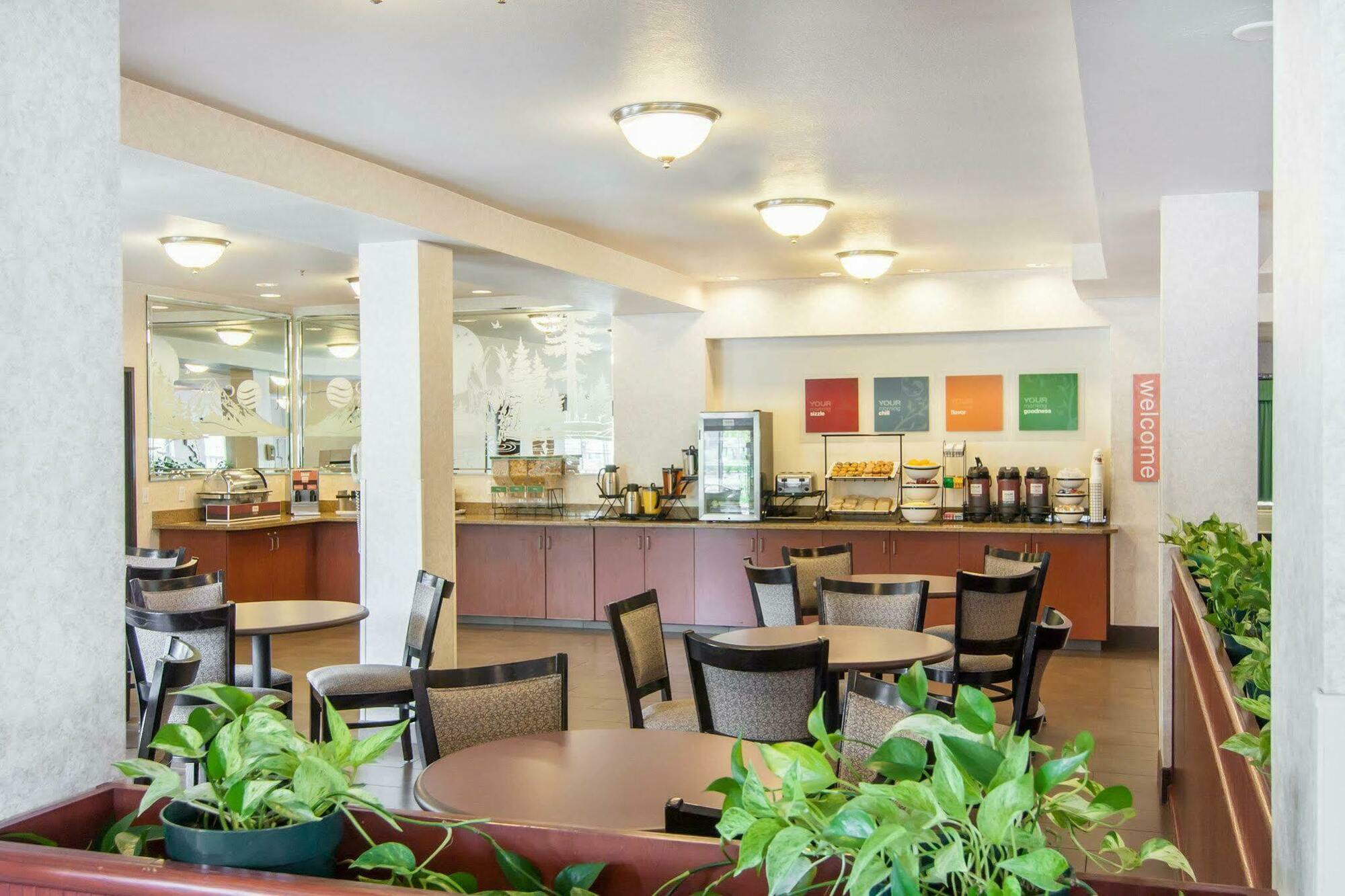 Comfort Inn & Suites Salem Esterno foto